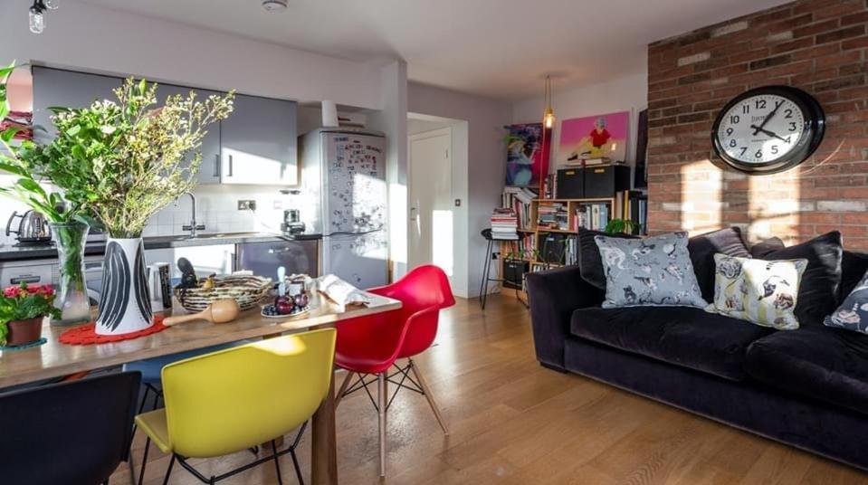 Appartamento Lovely Loft Style Flat In N16 Londra